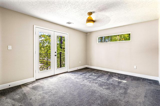 107 Cloverdale, Livingston, TX 77351