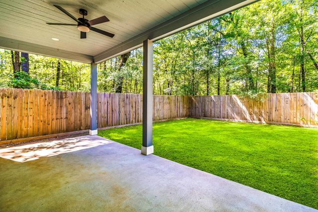 107 Cloverdale, Livingston, TX 77351