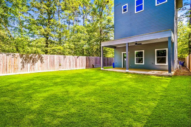 107 Cloverdale, Livingston, TX 77351