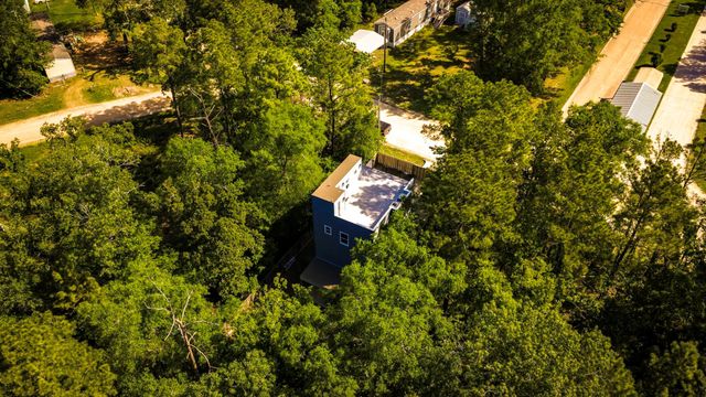 107 Cloverdale, Livingston, TX 77351
