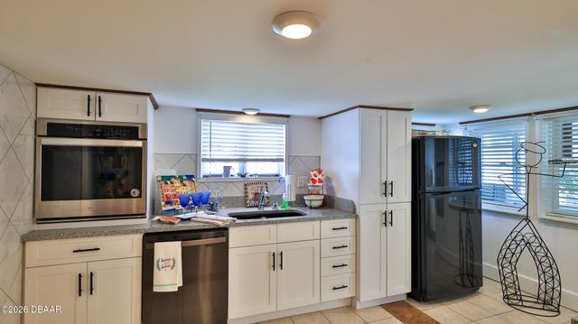 318 Riverside Drive, Holly Hill, FL 32117