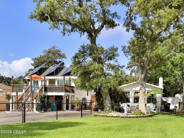 318 Riverside Drive, Holly Hill, FL 32117