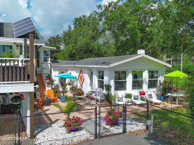 318 Riverside Drive, Holly Hill, FL 32117