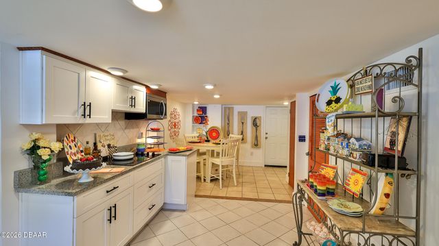 318 Riverside Drive, Holly Hill, FL 32117