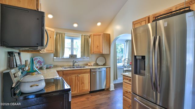 318 Riverside Drive, Holly Hill, FL 32117