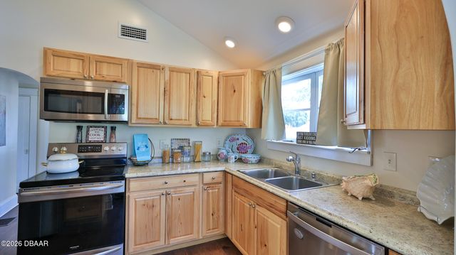 318 Riverside Drive, Holly Hill, FL 32117