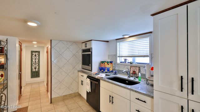 318 Riverside Drive, Holly Hill, FL 32117