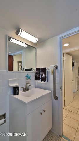 318 Riverside Drive, Holly Hill, FL 32117