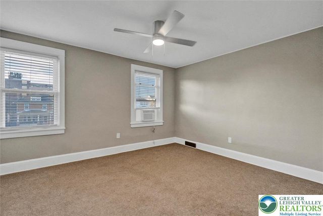 2020 Washington Boulevard, Wilson Boro, PA 18042