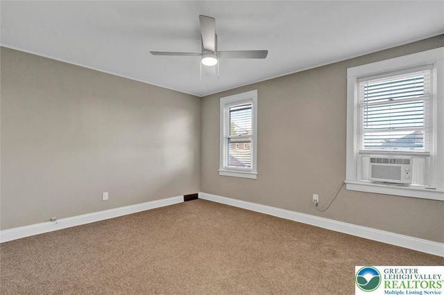 2020 Washington Boulevard, Wilson Boro, PA 18042