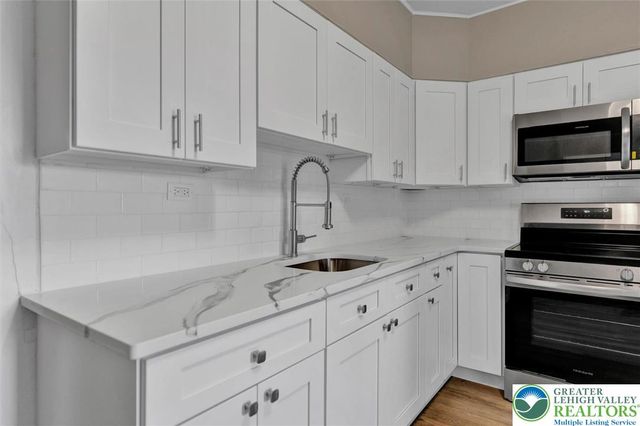 2020 Washington Boulevard, Wilson Boro, PA 18042