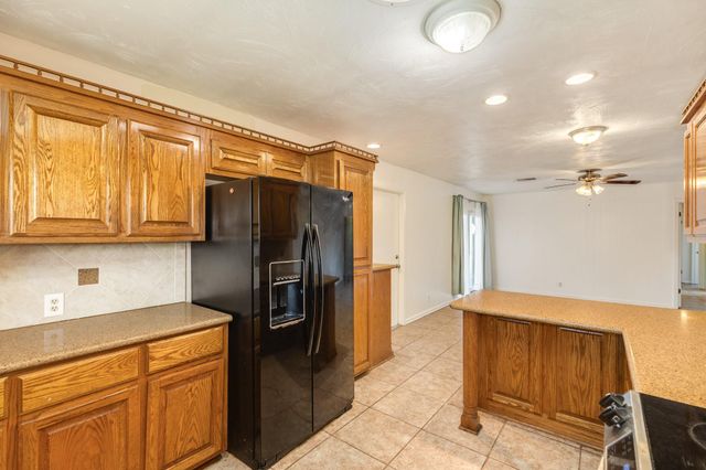 117 Talisman Street, Lake Jackson, TX 77566