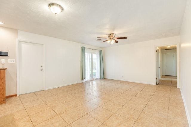 117 Talisman Street, Lake Jackson, TX 77566