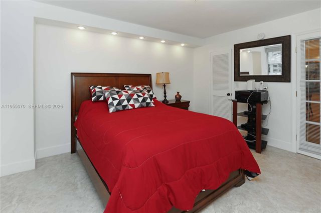 2030 S Ocean Dr 727, Hallandale Beach, FL 33009