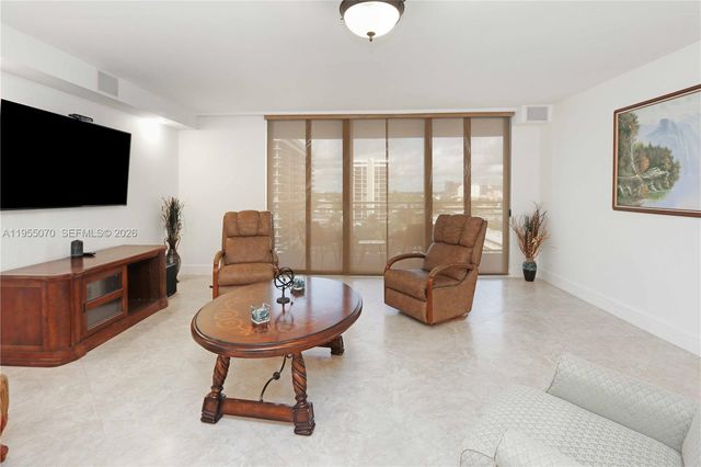2030 S Ocean Dr 727, Hallandale Beach, FL 33009