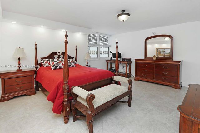 2030 S Ocean Dr 727, Hallandale Beach, FL 33009