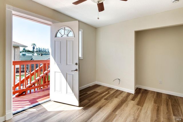 840 Sprucewood Ct, Petaluma, CA 94954