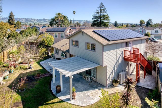 840 Sprucewood Ct, Petaluma, CA 94954
