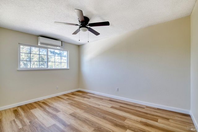840 Sprucewood Ct, Petaluma, CA 94954