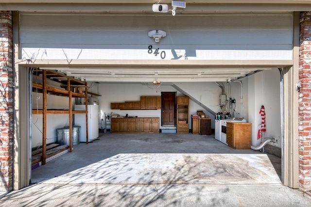 840 Sprucewood Ct, Petaluma, CA 94954
