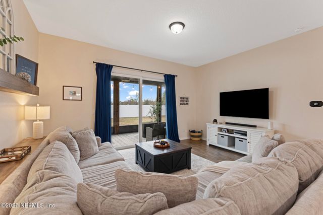 86645 LAZY LAKE Circle, Yulee, FL 32097