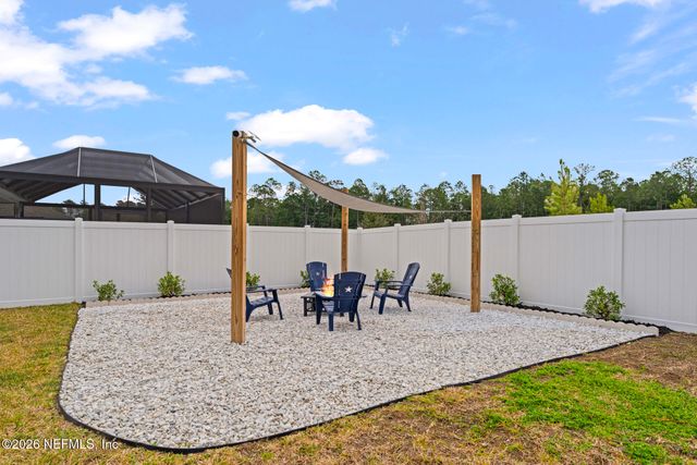 86645 LAZY LAKE Circle, Yulee, FL 32097