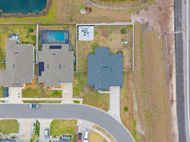 86645 LAZY LAKE Circle, Yulee, FL 32097