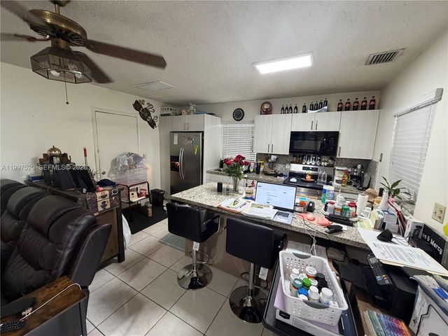 671 NE 1st Pl, Hialeah, FL 33010