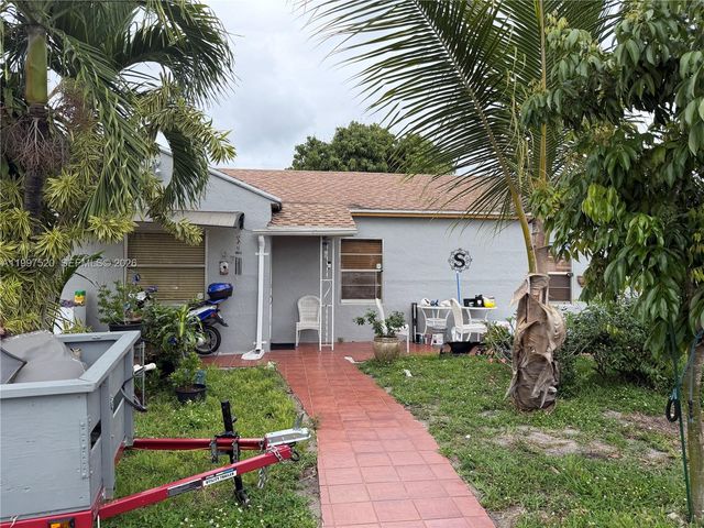 671 NE 1st Pl, Hialeah, FL 33010