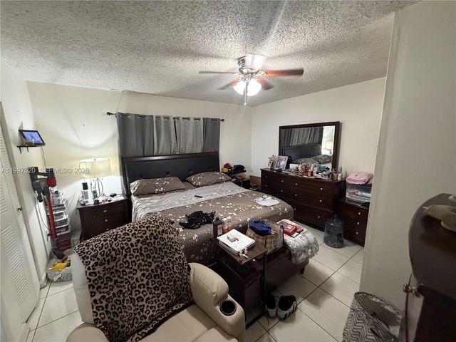 671 NE 1st Pl, Hialeah, FL 33010
