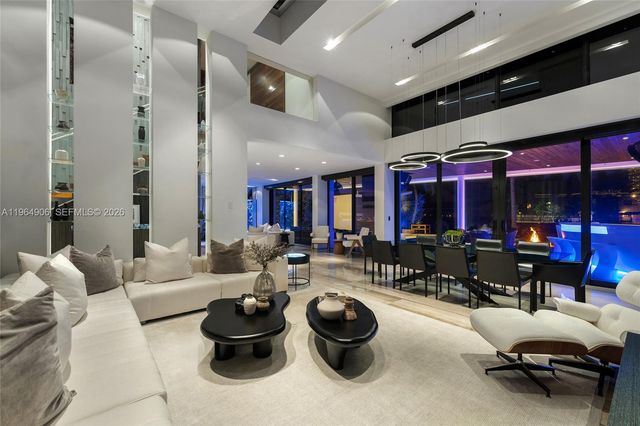 528 Lakeview Ct, Miami Beach, FL 33140