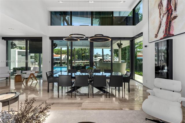 528 Lakeview Ct, Miami Beach, FL 33140