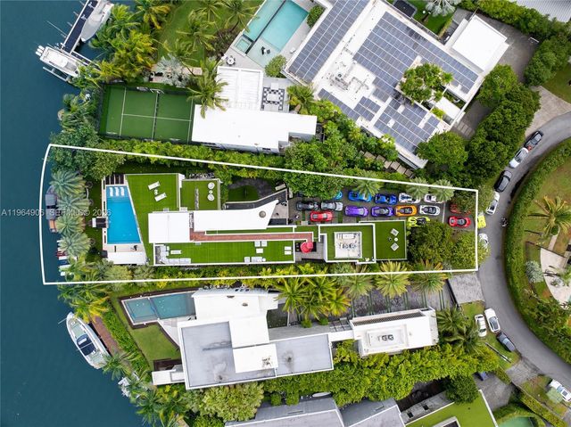 528 Lakeview Ct, Miami Beach, FL 33140