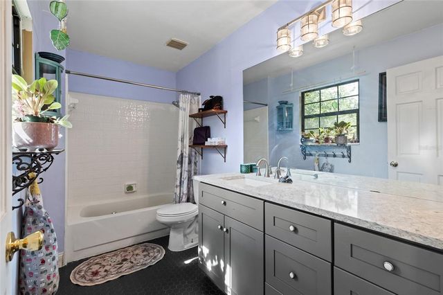 900 SW 62ND BOULEVARD H43, Gainesville, FL 32607