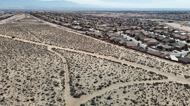 704 Viga Loop SE, Rio Rancho, NM 87124