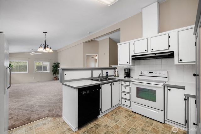 716 Dennis Street SE #45, Tumwater, WA 98501