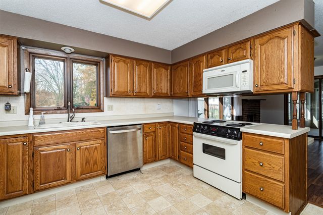 1636 Johnson Street, Ames, IA 50010
