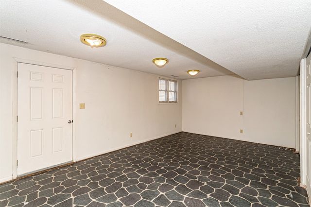 1636 Johnson Street, Ames, IA 50010