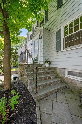 77 Shelton Road, Swampscott, MA 01907