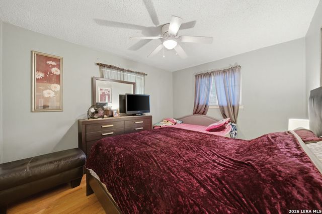 603 W BYRD BLVD, Universal City, TX 78148