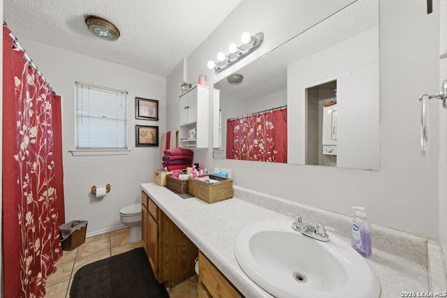 603 W BYRD BLVD, Universal City, TX 78148