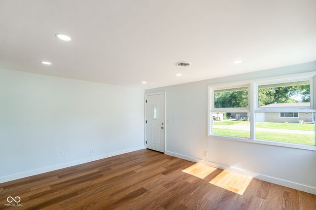 3117 31st Street, Columbus, IN 47203