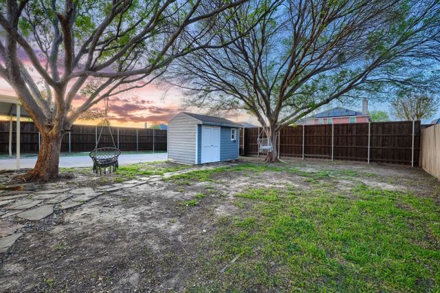 2933 Jamestown Drive, Wylie, TX 75098