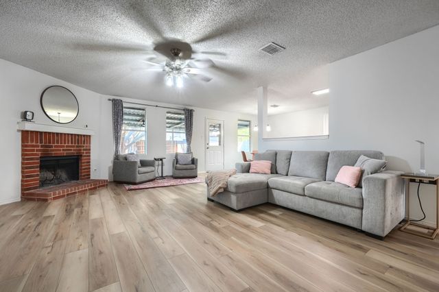 2933 Jamestown Drive, Wylie, TX 75098