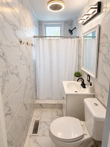 7314 S Green Street, Chicago, IL 60621