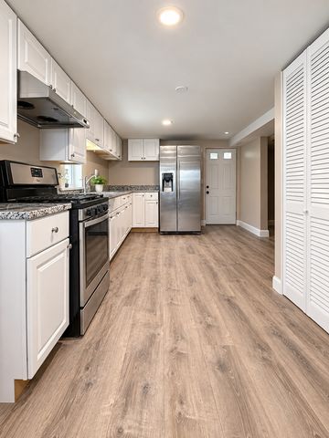7314 S Green Street, Chicago, IL 60621