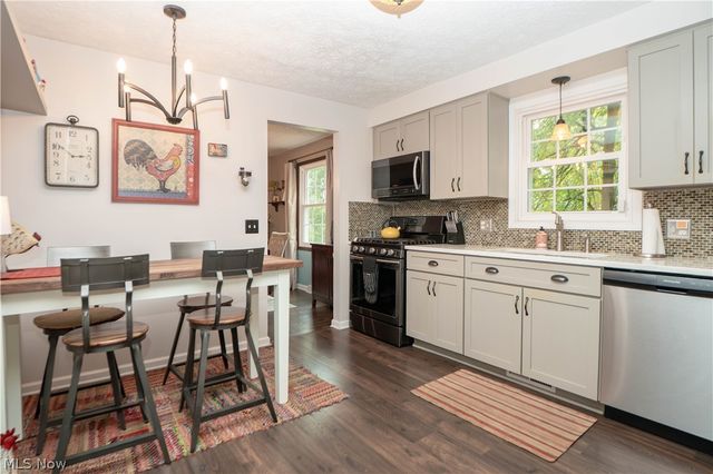 4426 Woodland Avenue NW, Canton, OH 44709