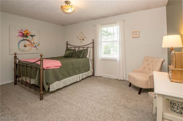4426 Woodland Avenue NW, Canton, OH 44709