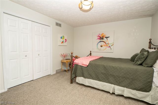 4426 Woodland Avenue NW, Canton, OH 44709