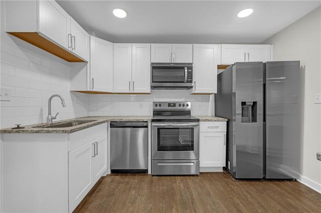 2105 S Stone Mountain Lithonia Road, Lithonia, GA 30058